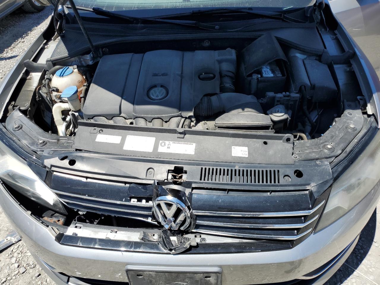 1VWBP7A31DC123202 2013 Volkswagen Passat Se