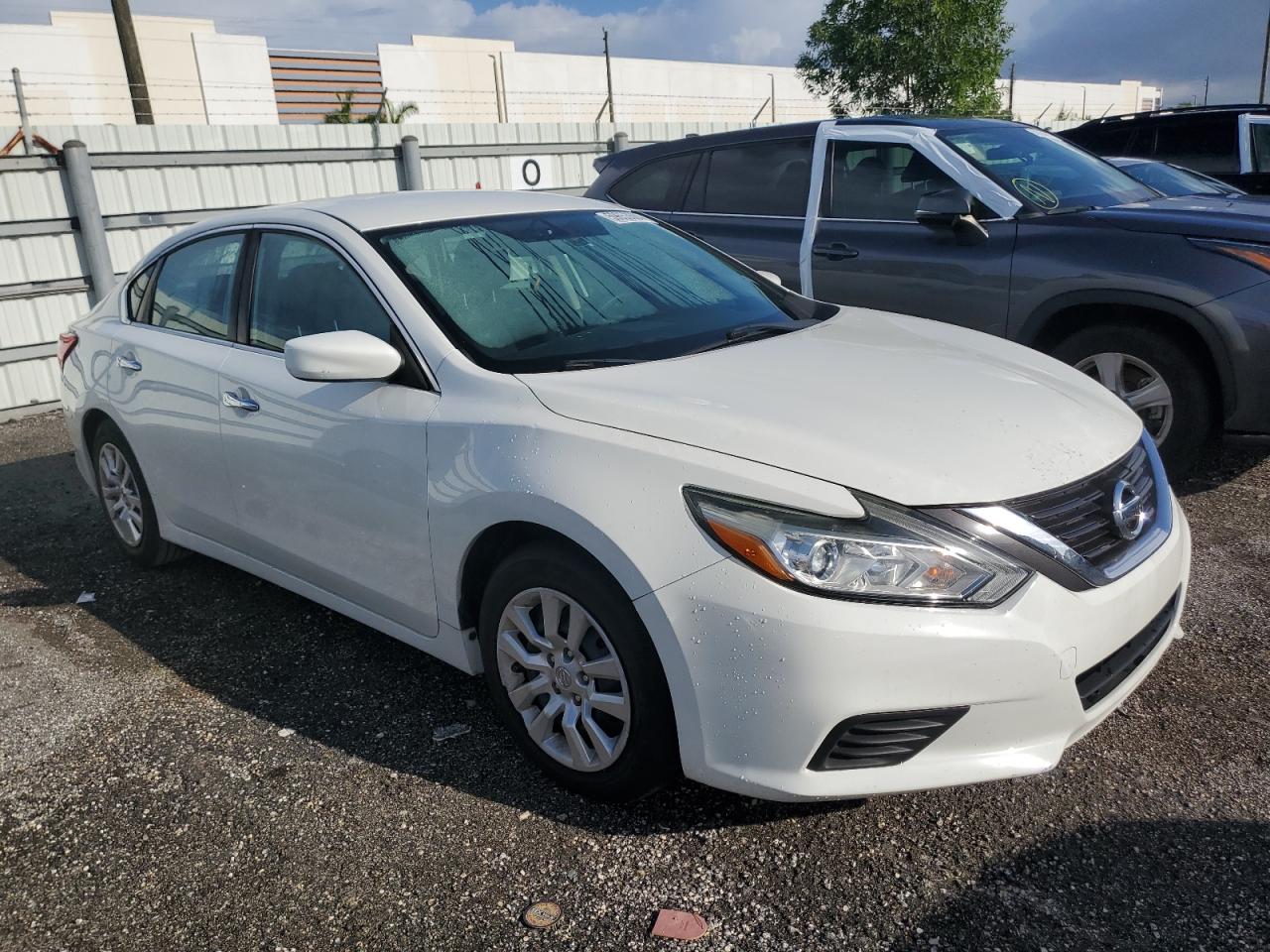 1N4AL3APXGC138457 2016 Nissan Altima 2.5