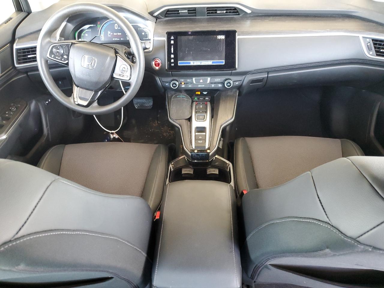 JHMZC5F17JC008428 2018 Honda Clarity