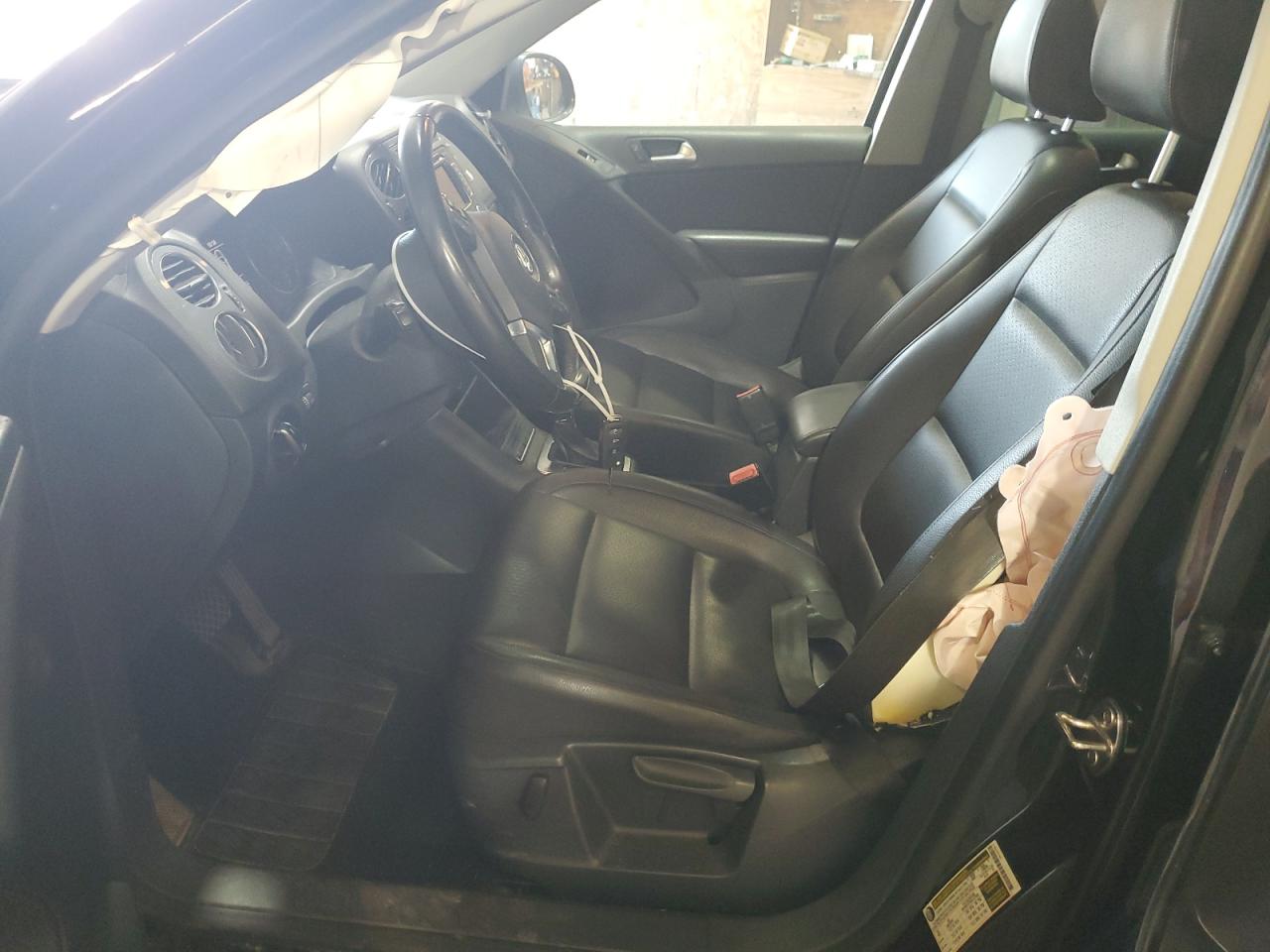 WVGBV3AX4DW609372 2013 Volkswagen Tiguan S