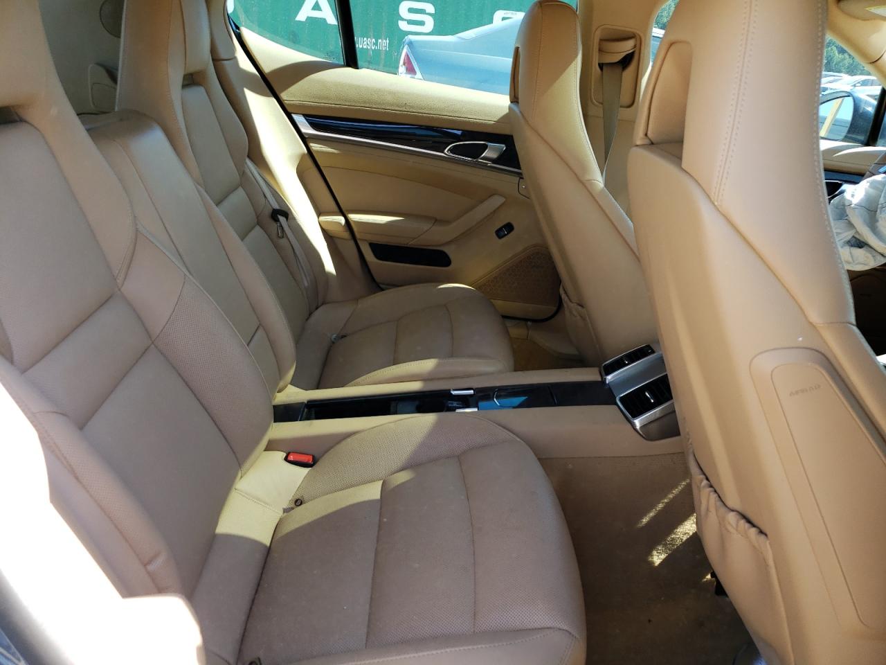 WP0AA2A79BL012464 2011 Porsche Panamera 2