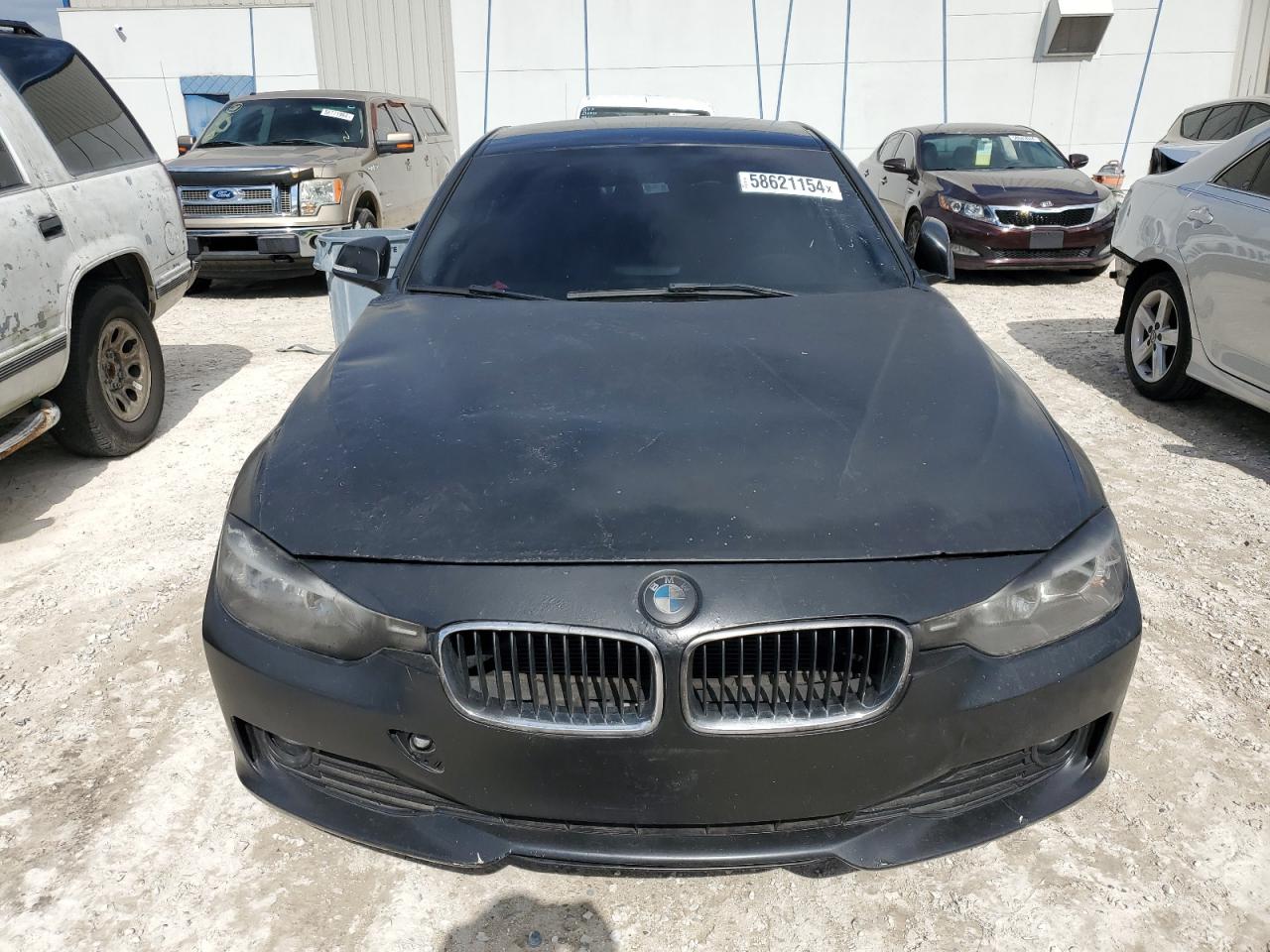 2015 BMW 320 I vin: WBA3B1C50FK138197