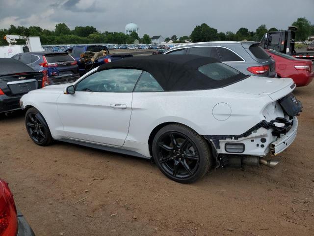 VIN 1FATP8UH5H5331328 2017 Ford Mustang no.2