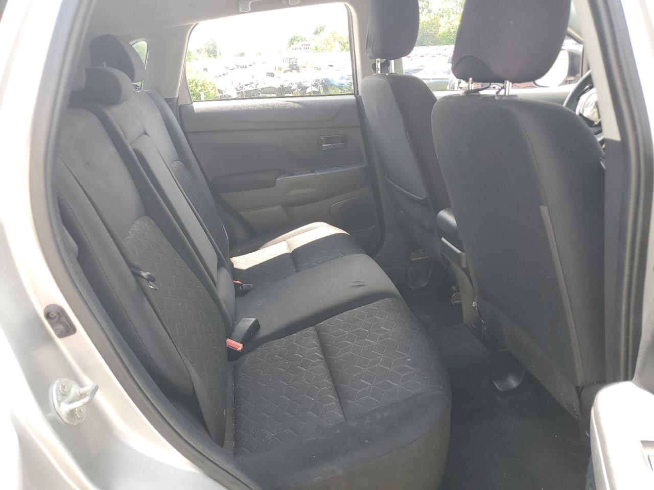 JA4APUAU8MU014696 2021 Mitsubishi Outlander Sport Es