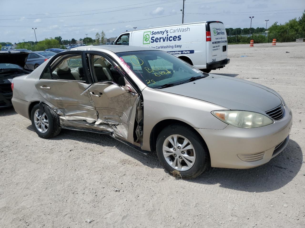 4T1BF30K15U612021 2005 Toyota Camry Le