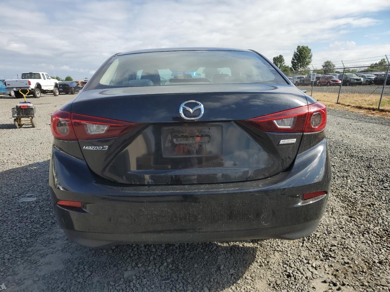 JM1BM1T73F1243820 2015 Mazda 3 Sv