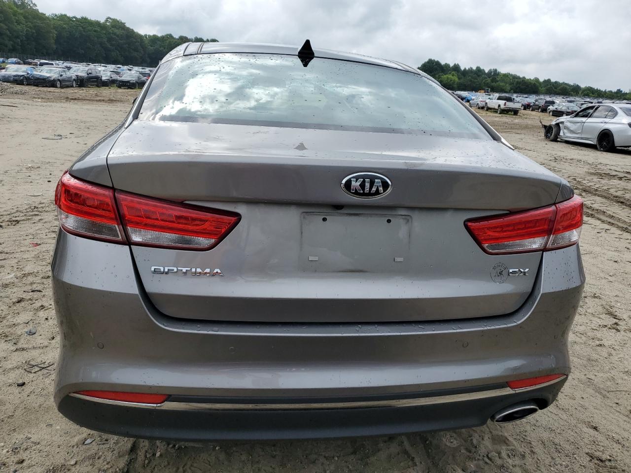 5XXGU4L38JG220874 2018 Kia Optima Ex