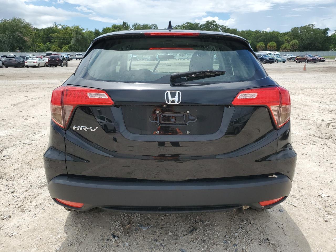 3CZRU5H35GM719303 2016 Honda Hr-V Lx