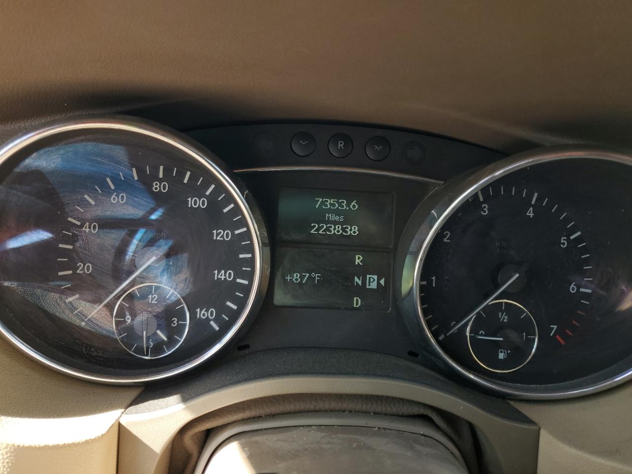 4JGCB65E49A096071 2009 Mercedes-Benz R 350 4Matic