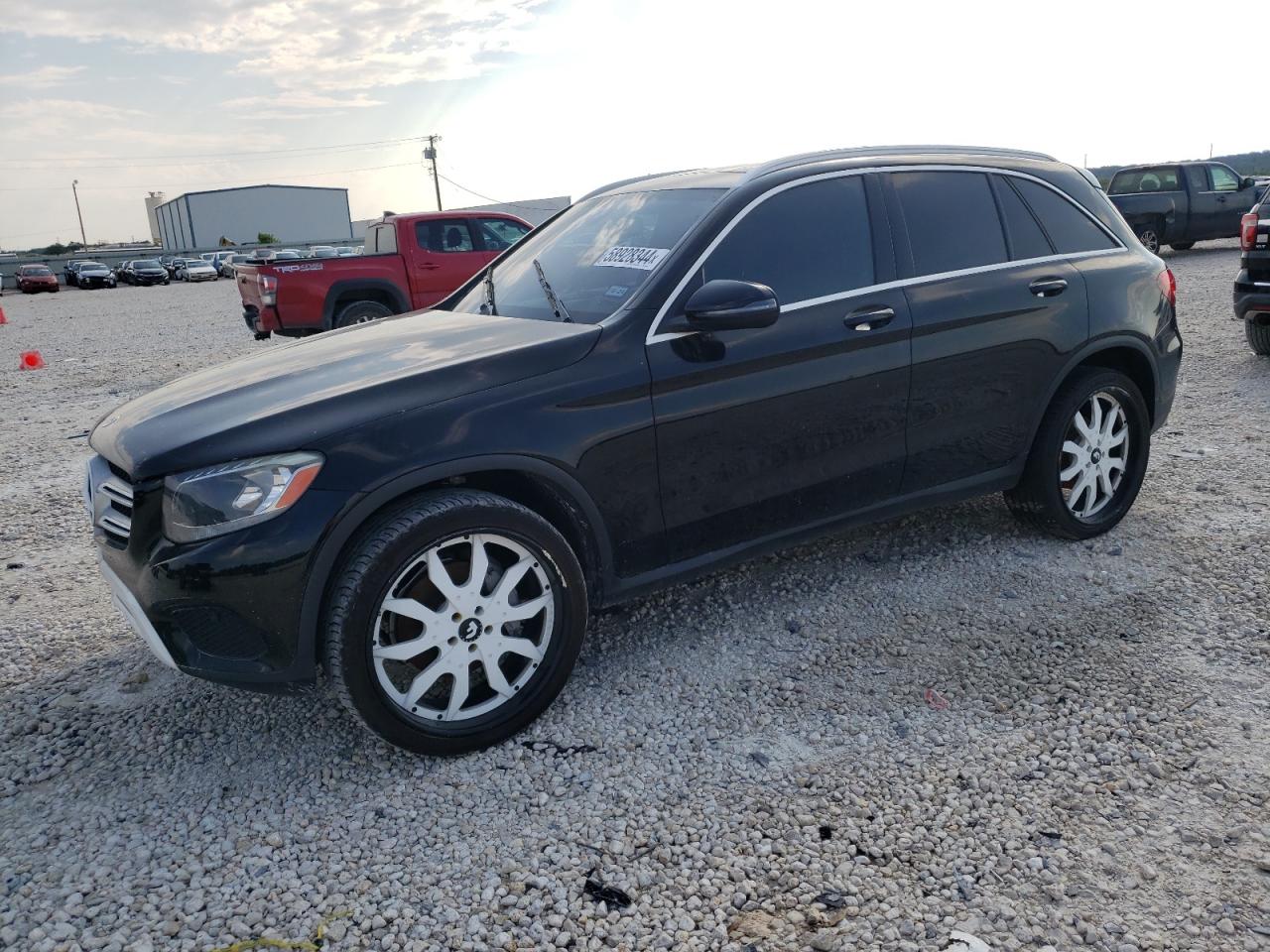 2016 Mercedes-Benz Glc 300 vin: WDC0G4JB3GF090362