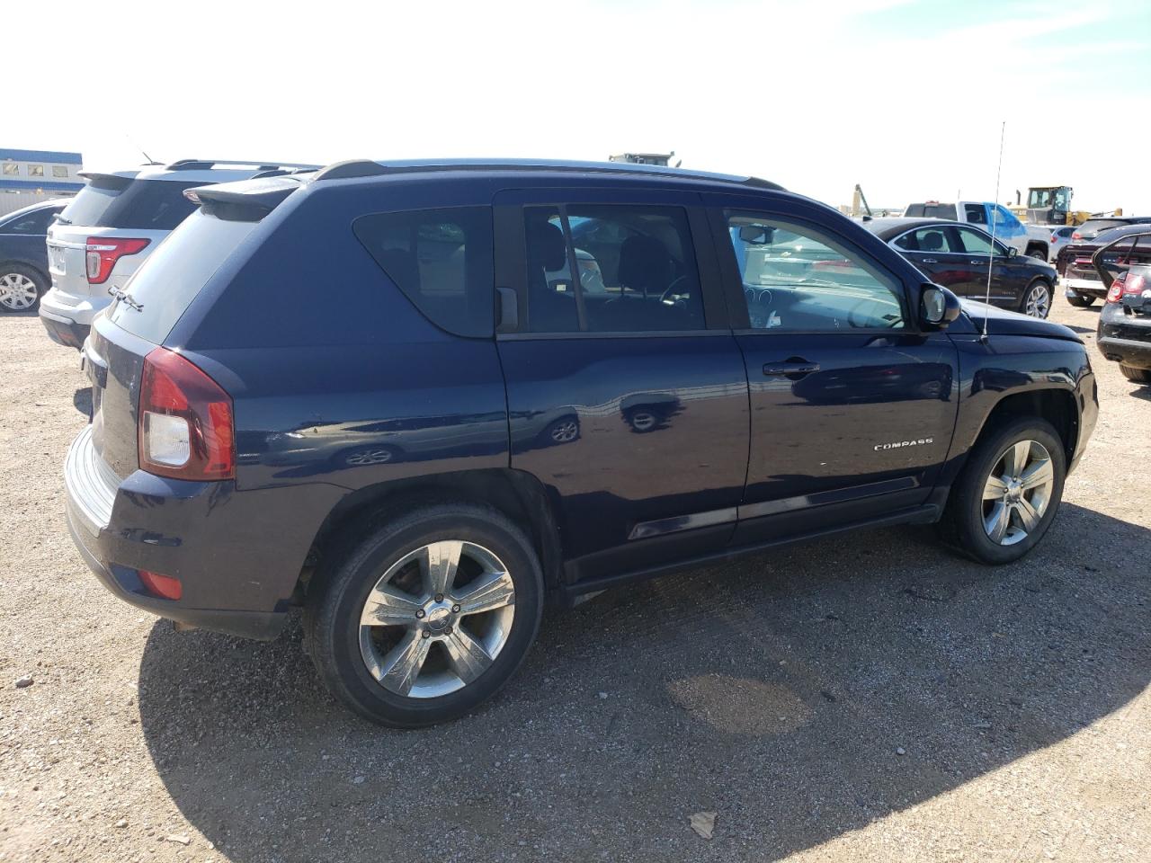 2015 Jeep Compass Sport vin: 1C4NJDAB5FD381095