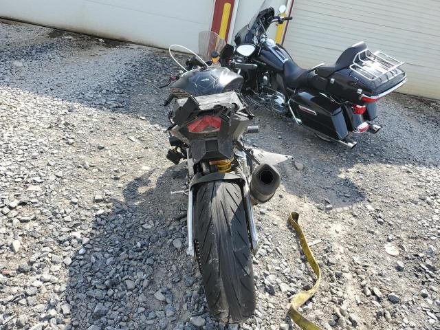 2015 APRILIA RSV4 R ZD4RKUA40FS000415