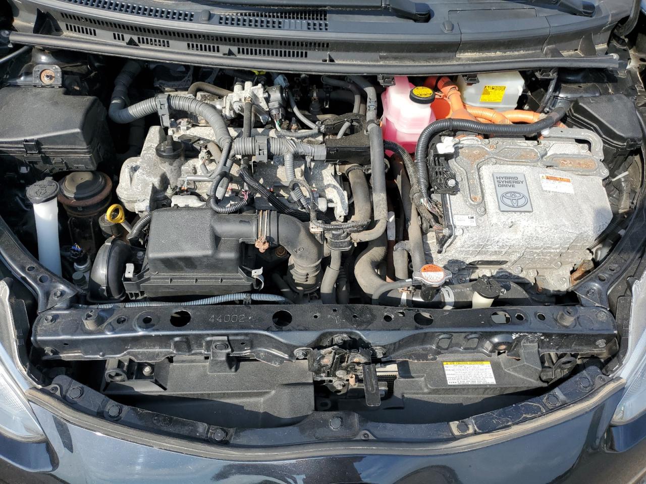 JTDKDTB33G1125066 2016 Toyota Prius C