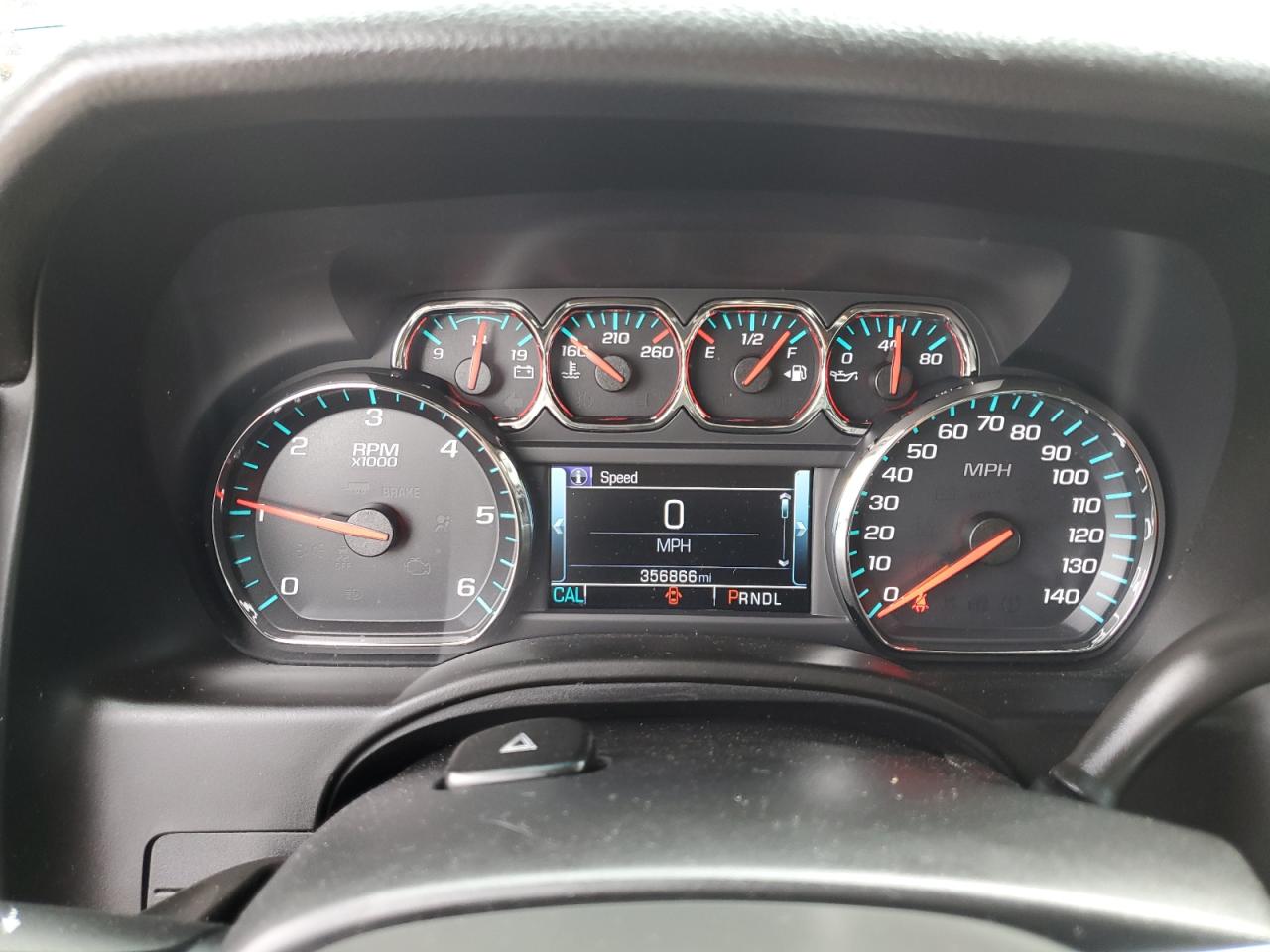 1GNSKHKC7HR134527 2017 Chevrolet Suburban K1500 Lt