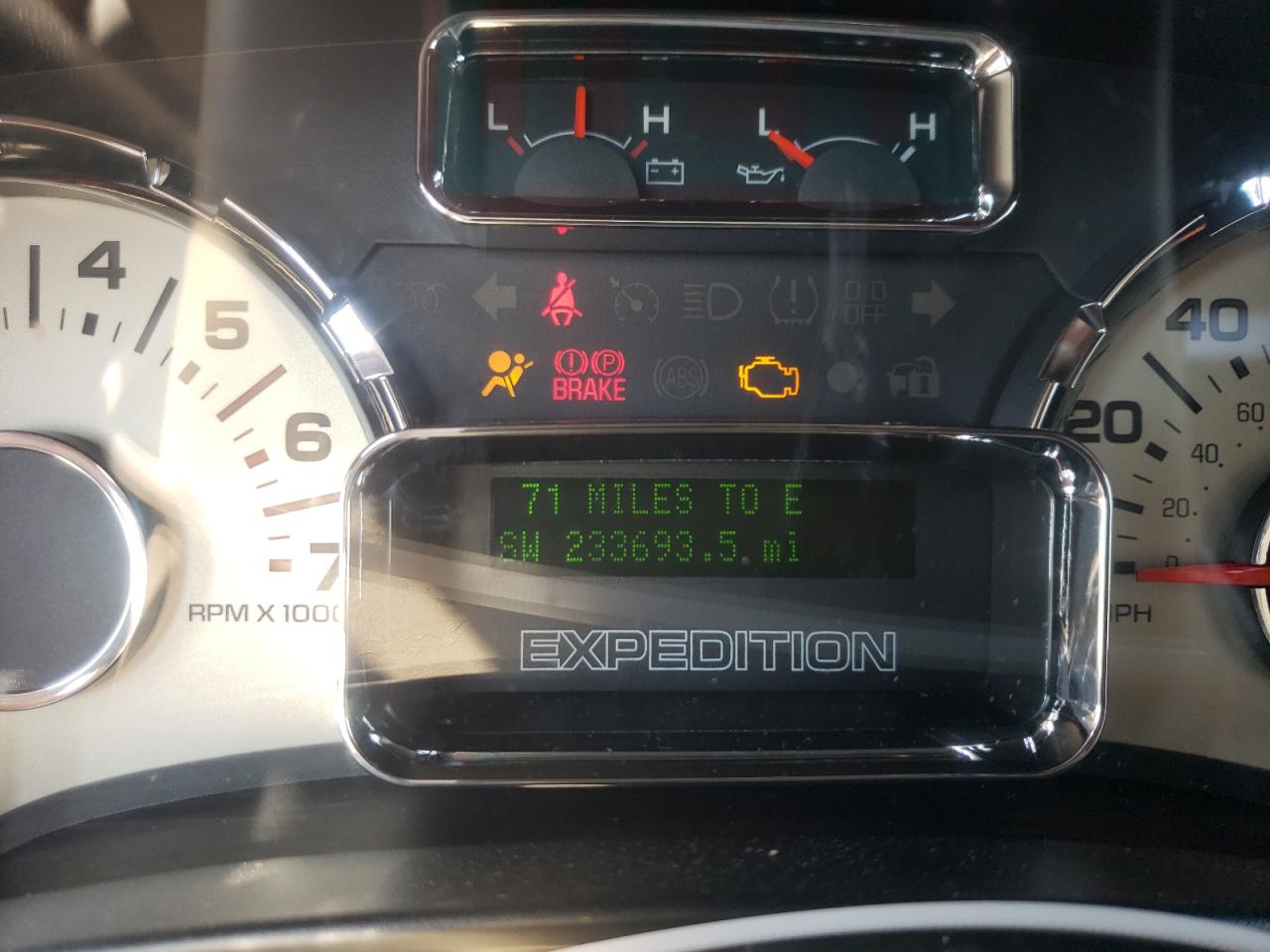 1FMFU18578LA77765 2008 Ford Expedition Eddie Bauer