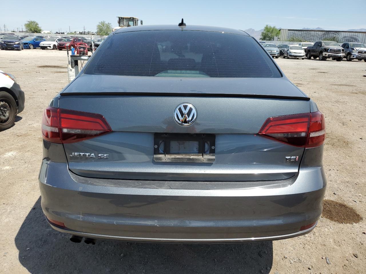 3VWD67AJ7GM415000 2016 Volkswagen Jetta Se