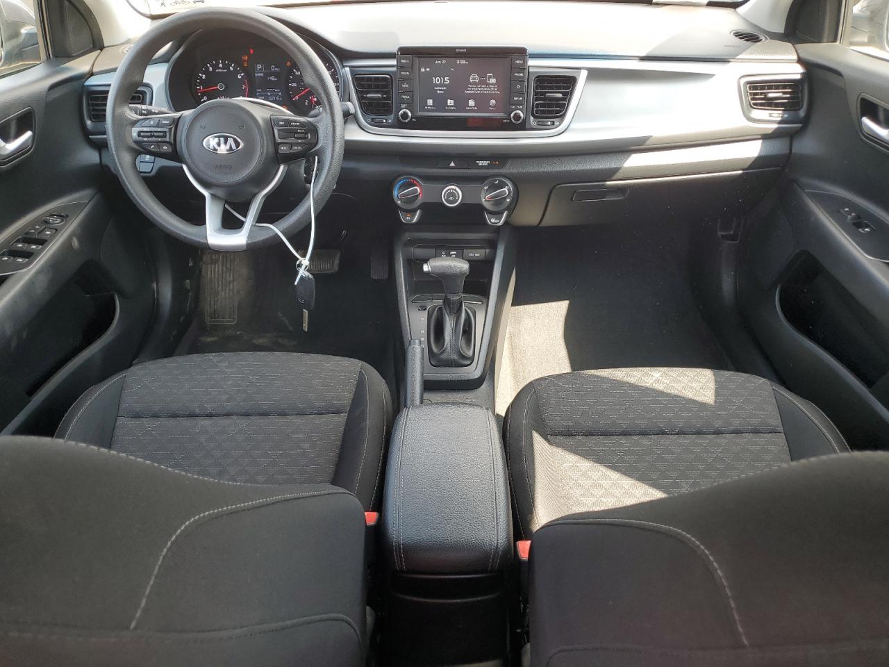 3KPA24AD2LE288218 2020 Kia Rio Lx