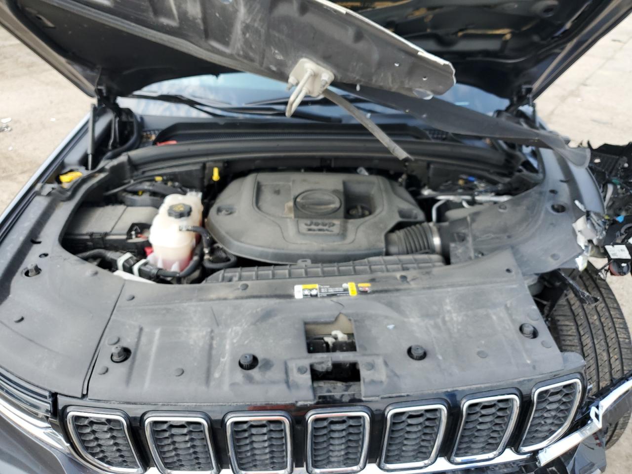 1C4RJKDG3N8512691 2022 Jeep Grand Cherokee L Overland