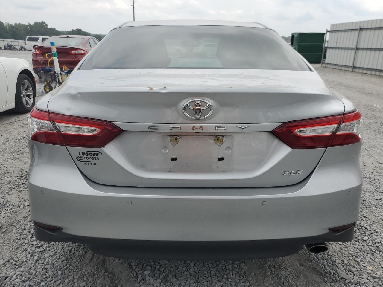 4T1B11HK1JU072820 2018 Toyota Camry L