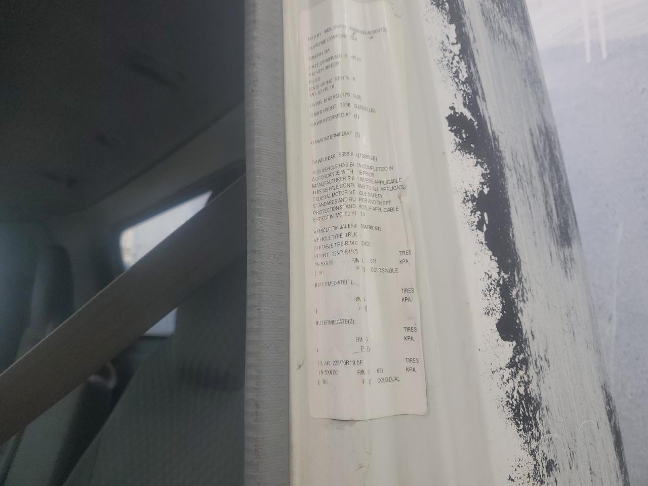 JALE5W161A7901642 2010 Isuzu Nqr