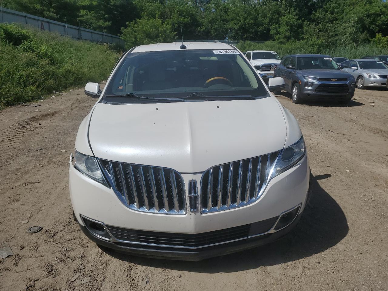 2LMDJ8JK2DBL18879 2013 Lincoln Mkx