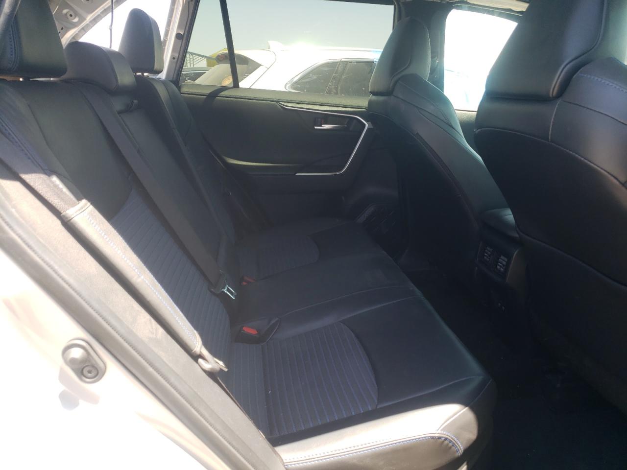 JTMEWRFV5LJ039158 2020 Toyota Rav4 Xse