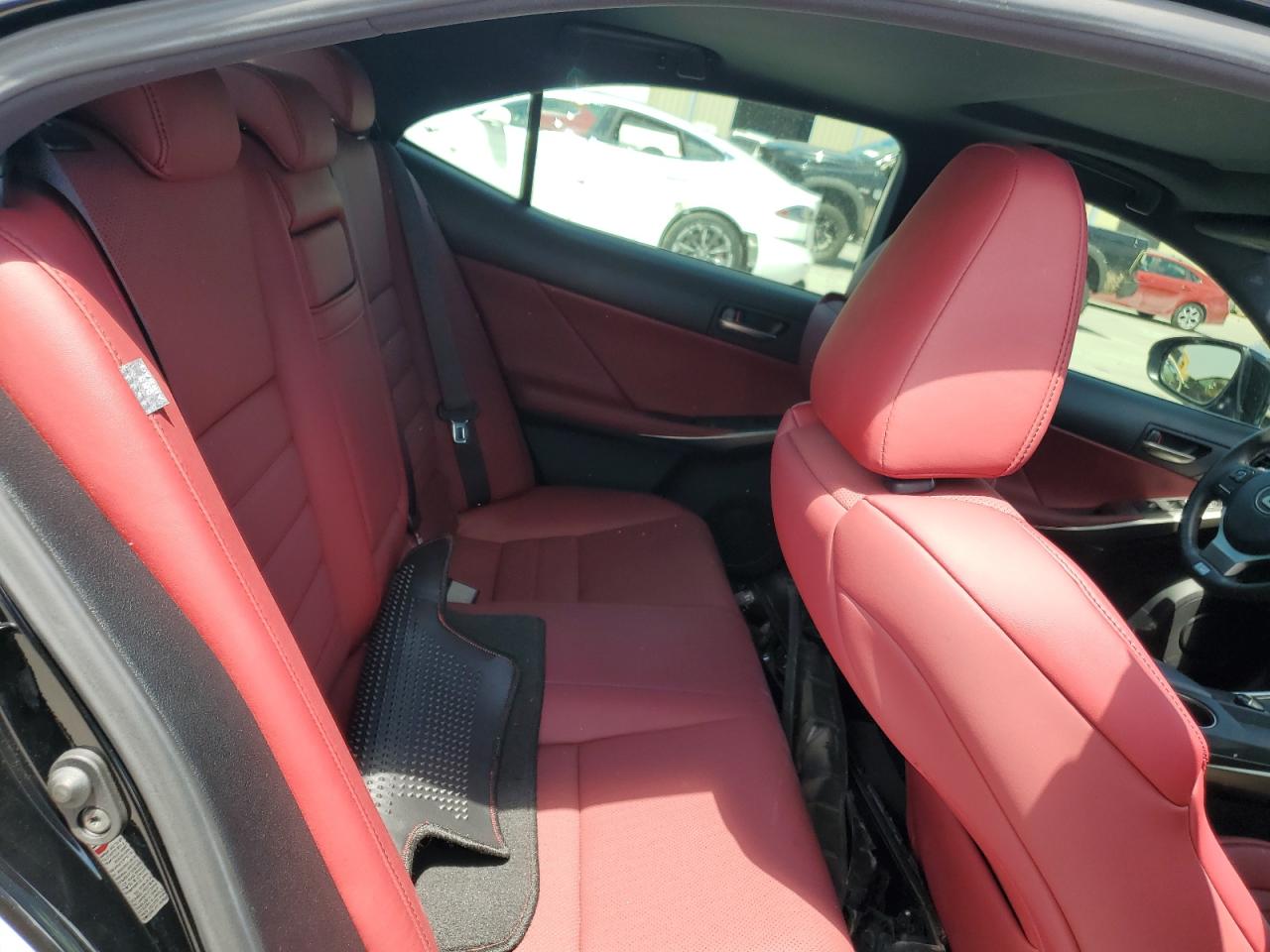 JTHBA1D23K5084813 2019 Lexus Is 300