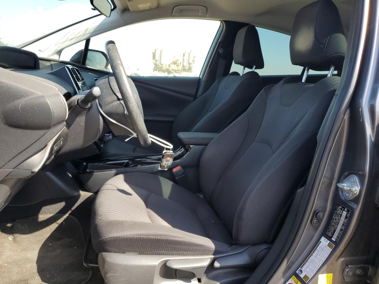 JTDKARFU1H3532002 2017 Toyota Prius