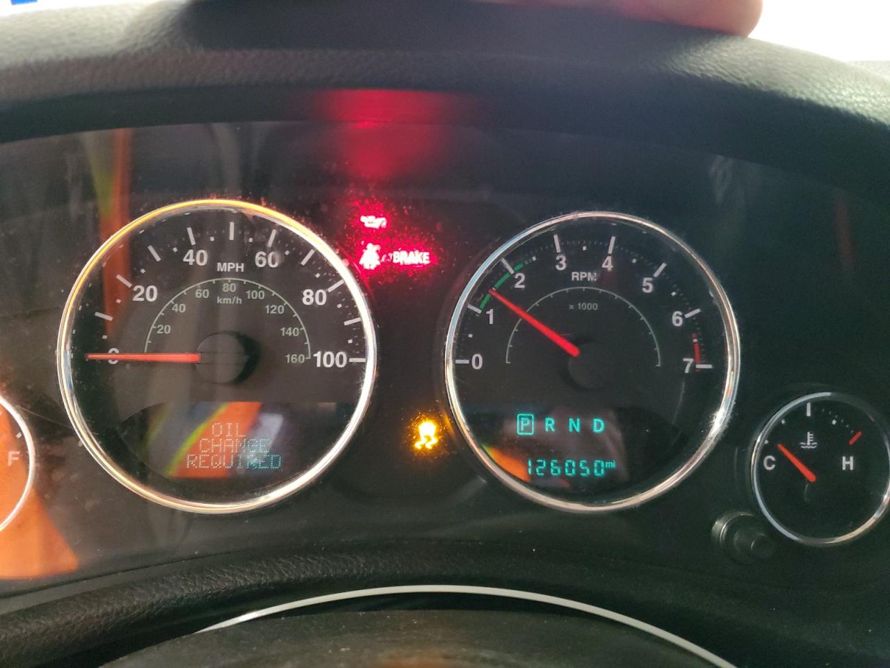 1C4BJWEG2GL317415 2016 Jeep Wrangler Unlimited Sahara