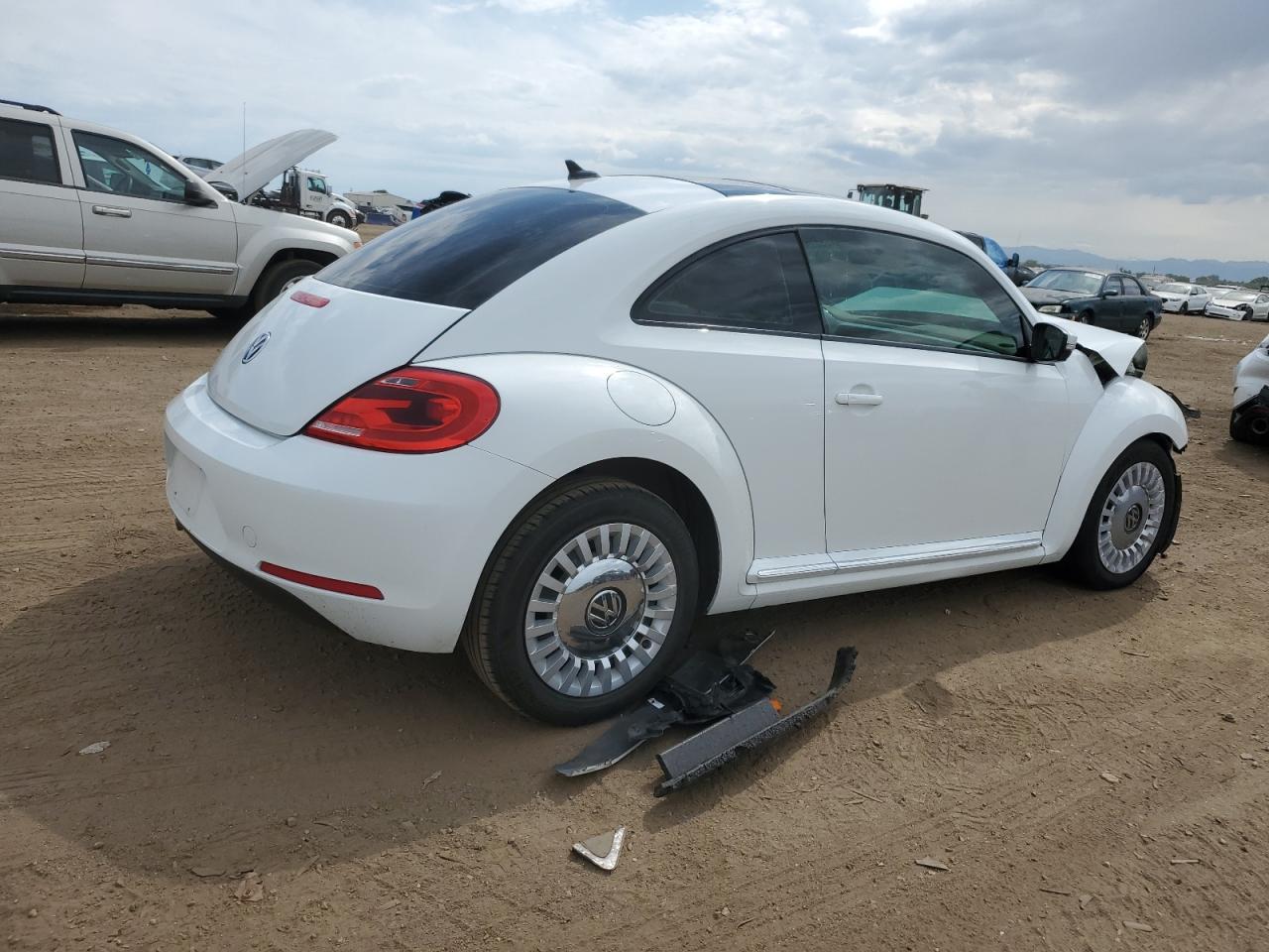 3VWJ07AT2FM604299 2015 Volkswagen Beetle 1.8T