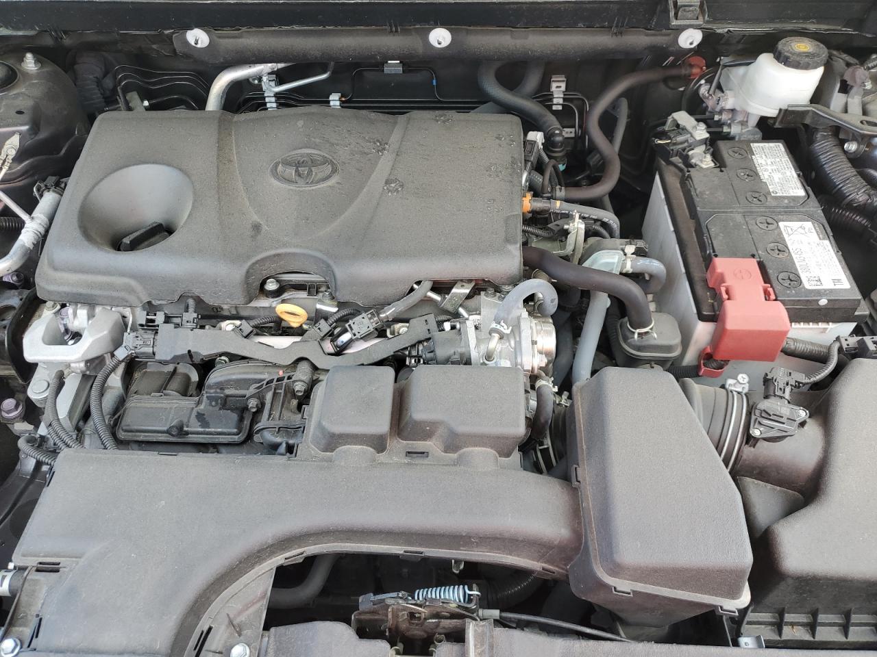 2T3C1RFV9NC196557 2022 Toyota Rav4 Xle Premium