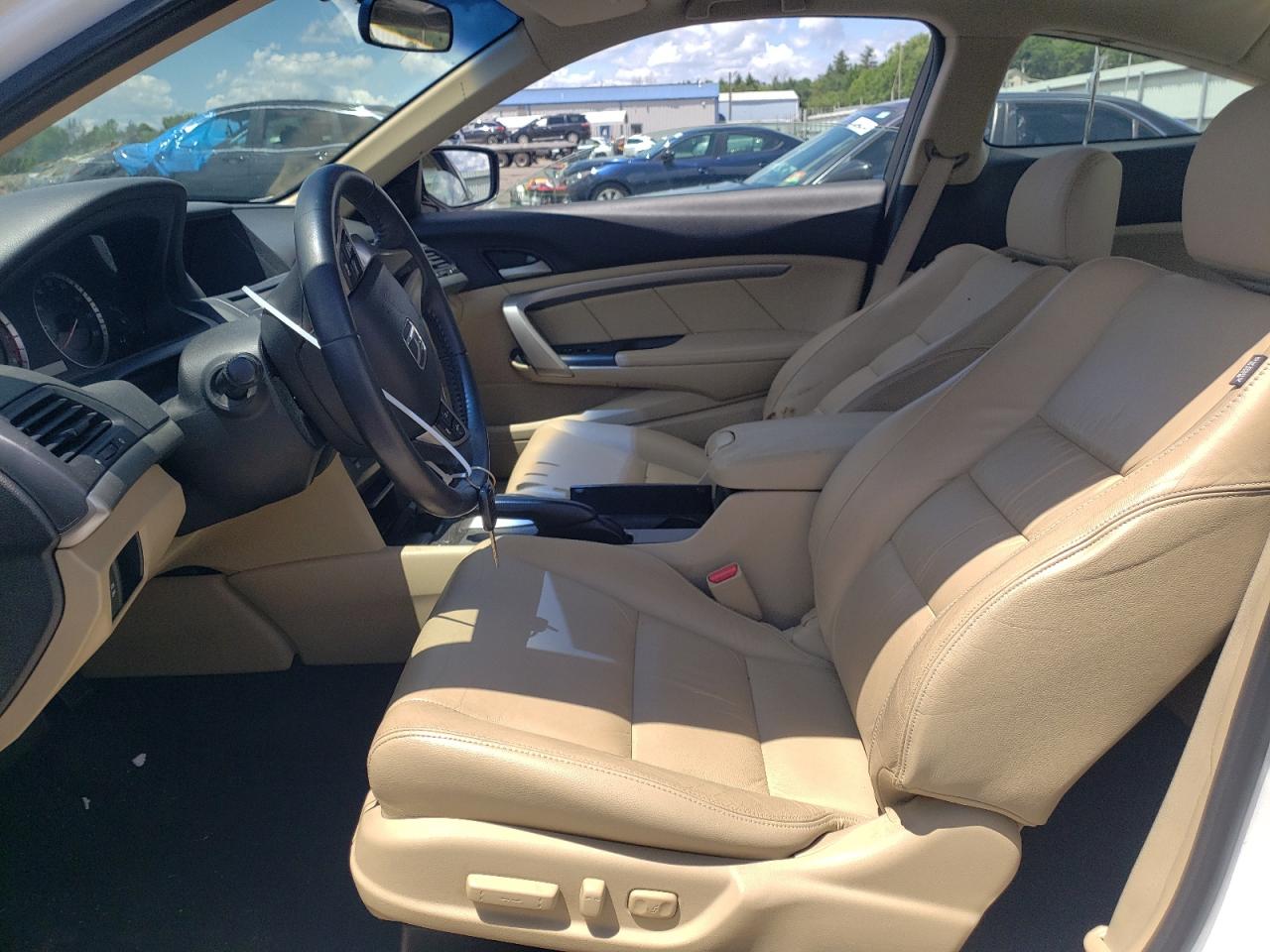 1HGCS2B86AA002306 2010 Honda Accord Exl