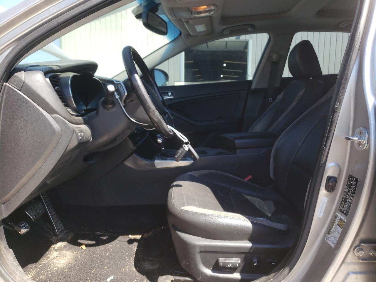 5XXGR4A63CG028375 2012 Kia Optima Sx