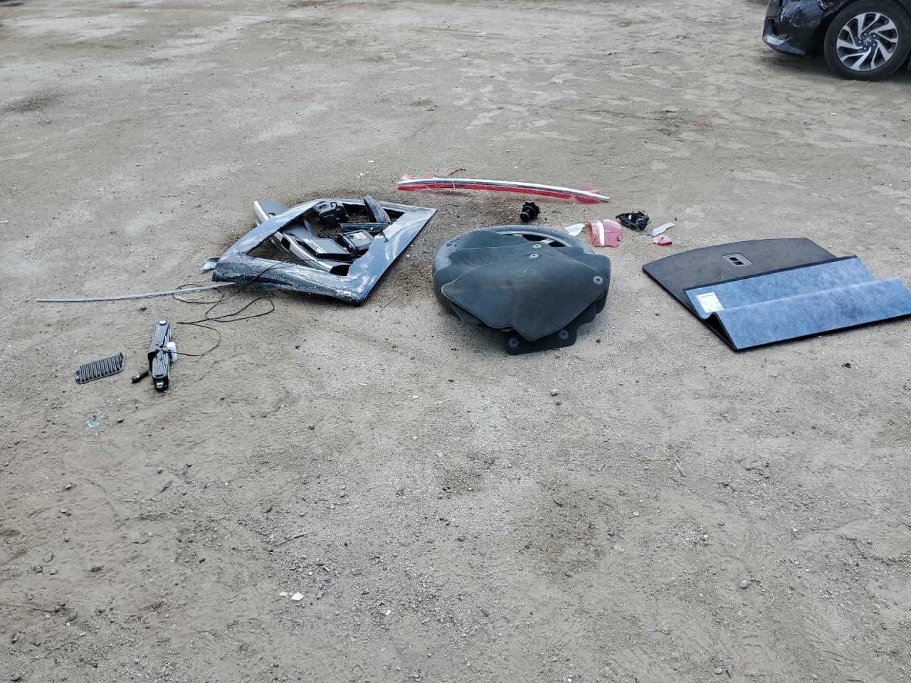 WAU8DAF80KN007351 2019 Audi A8 L