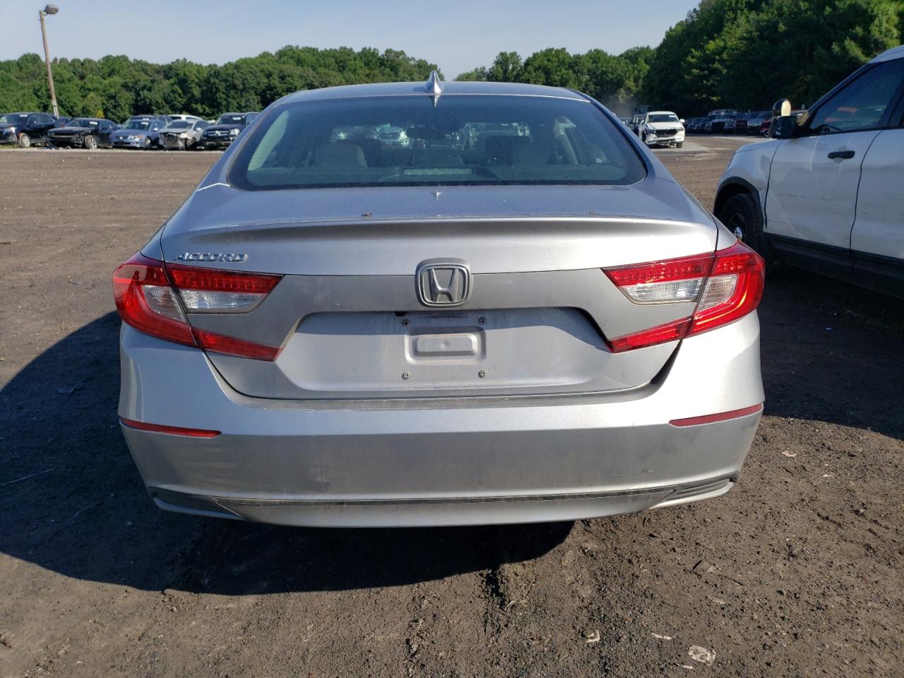 1HGCV1F11NA038327 2022 Honda Accord Lx