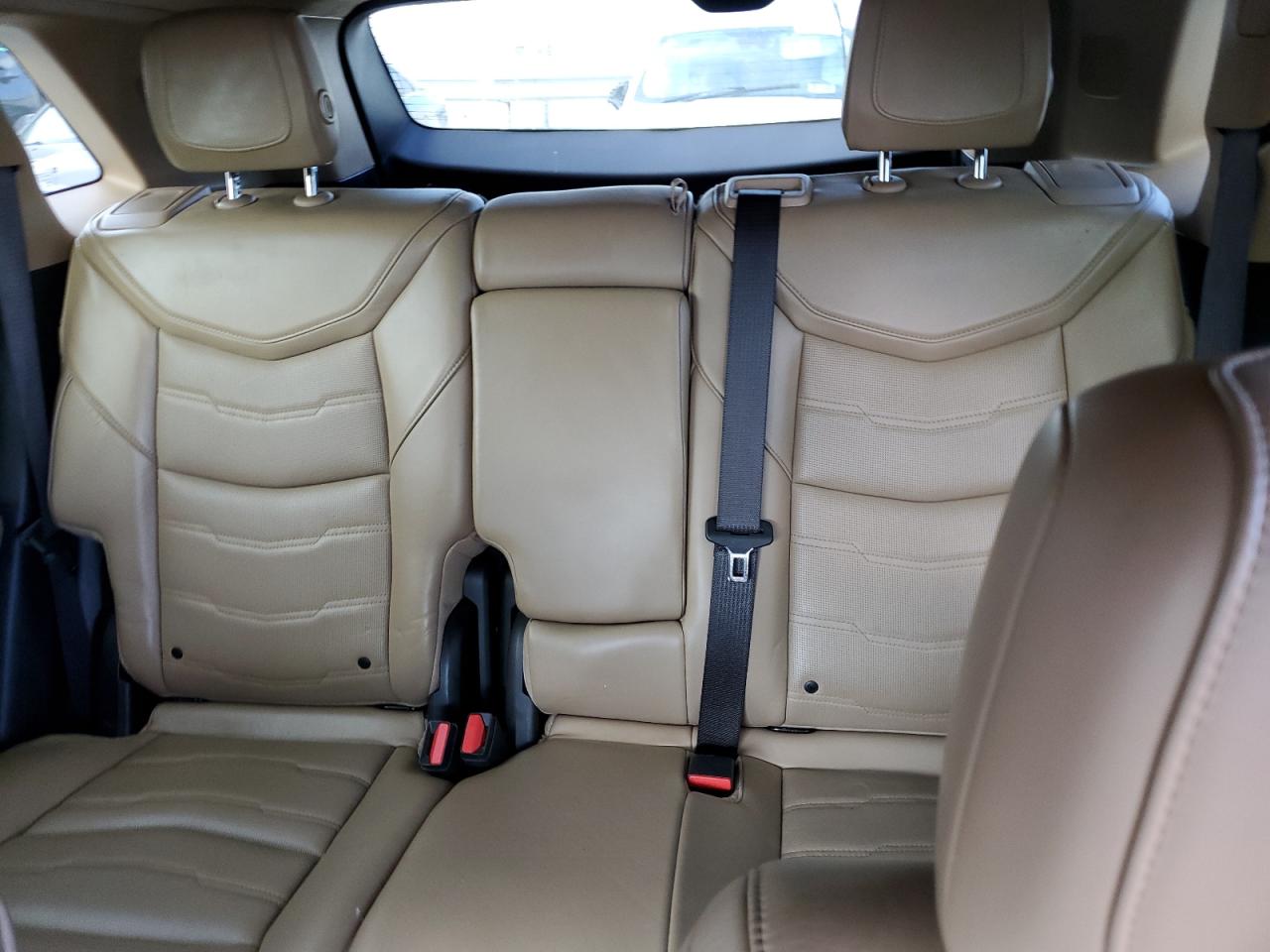 1GYKNFRS7HZ166244 2017 Cadillac Xt5 Platinum