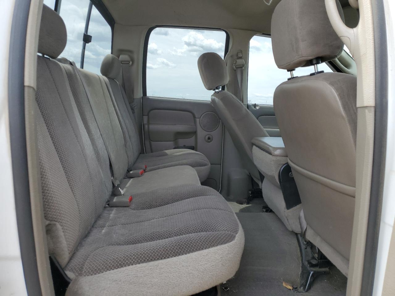 3D7KU28D14G105752 2004 Dodge Ram 2500 St