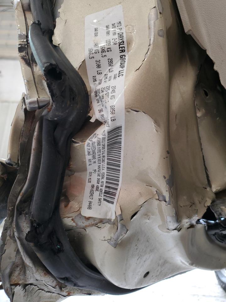 2A4RR5DXXAR240045 2010 Chrysler Town & Country Touring