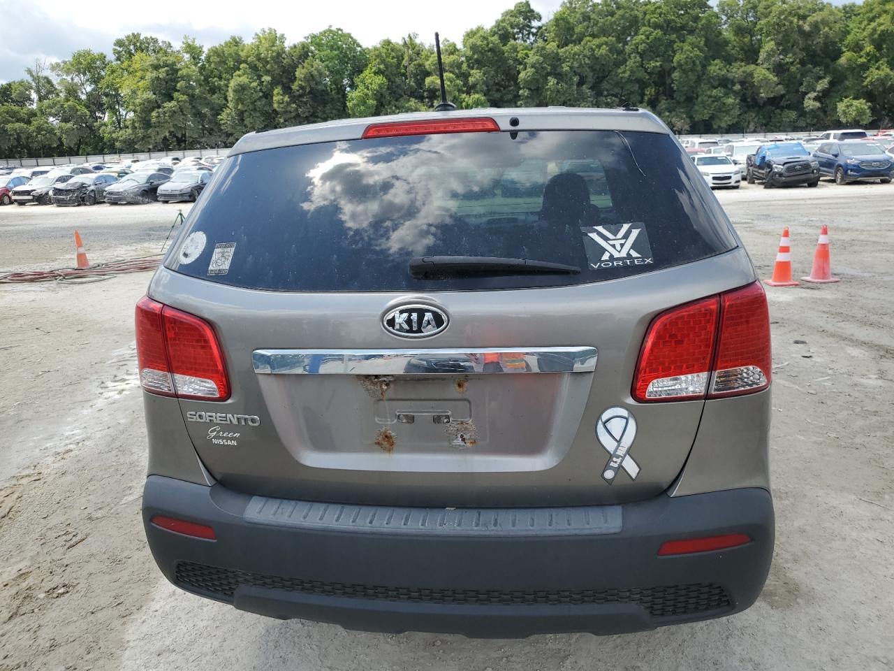 5XYKT3A15BG174474 2011 Kia Sorento Base