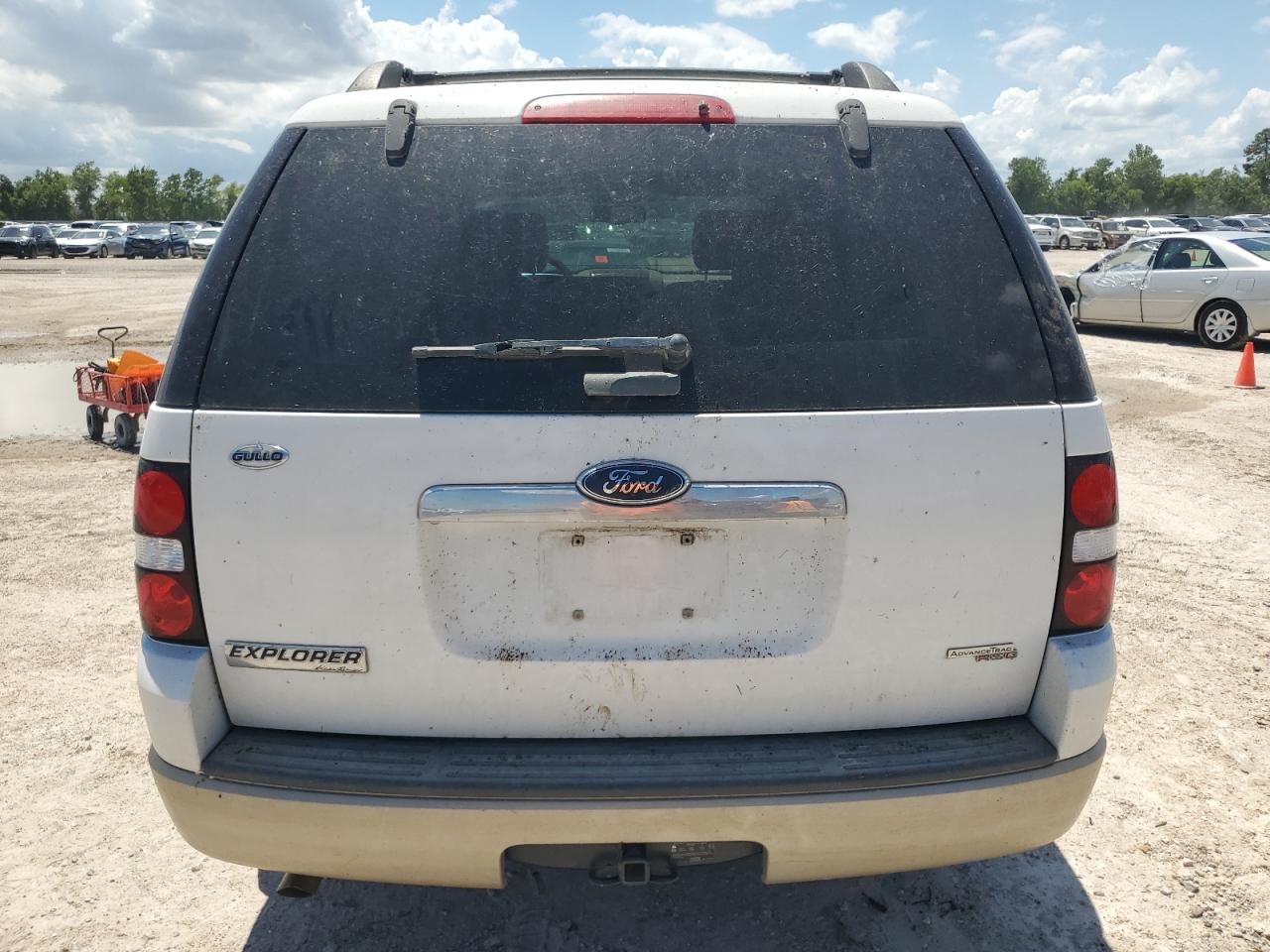 1FMEU64E17UB54394 2007 Ford Explorer Eddie Bauer