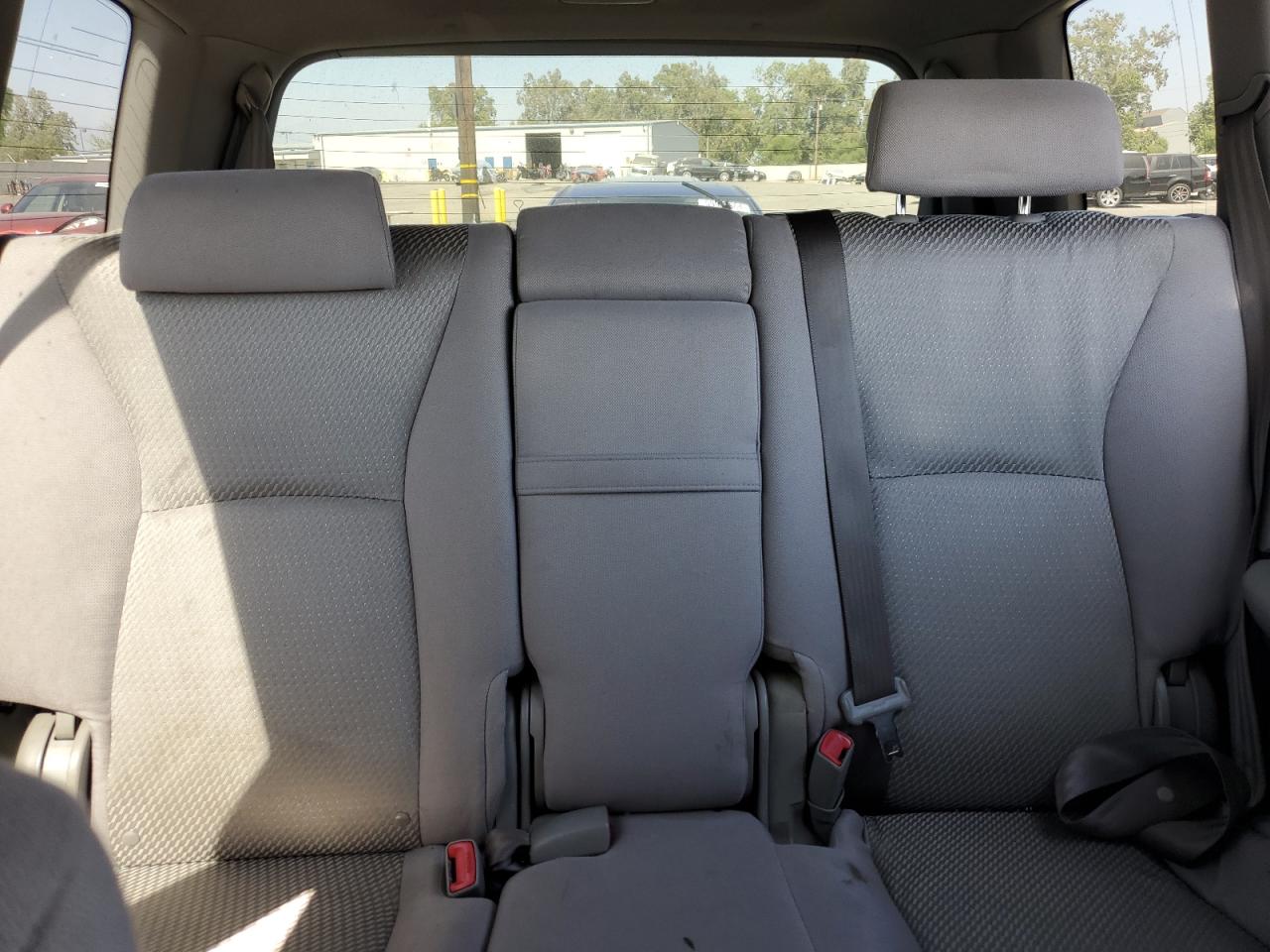 JTEDP21A350051382 2005 Toyota Highlander Limited