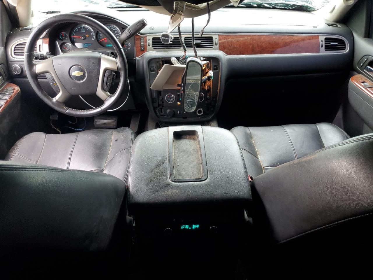 1GNSKBE01CR322337 2012 Chevrolet Tahoe K1500 Lt