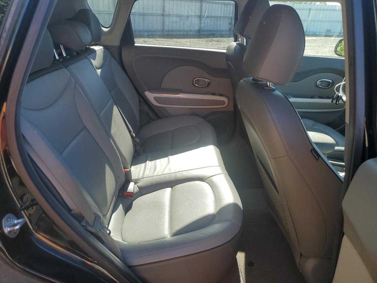 KNDJX3AE5G7016837 2016 Kia Soul Ev +