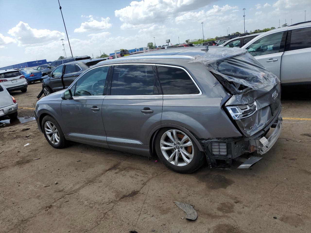 WA1LAAF70HD046317 2017 Audi Q7 Premium Plus