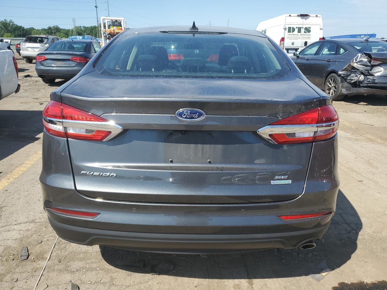 3FA6P0HD0LR247011 2020 Ford Fusion Se