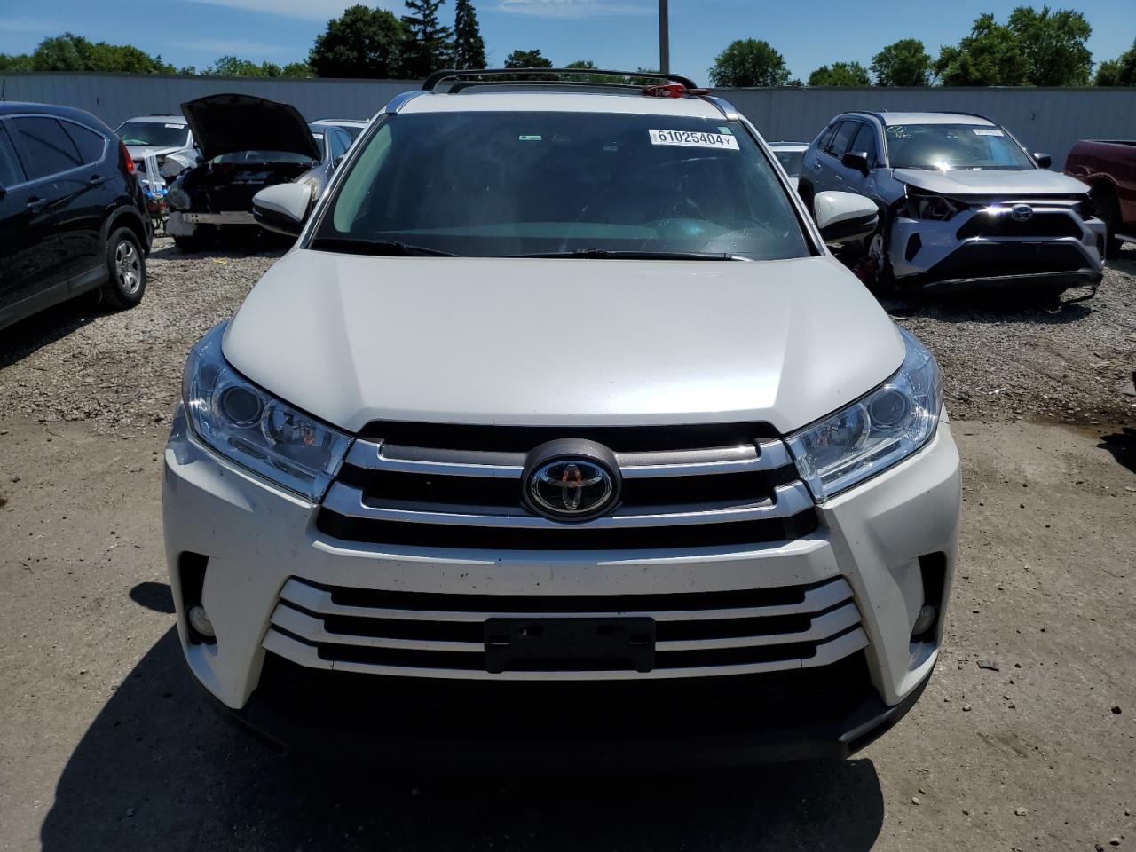 5TDJZRFHXHS462280 2017 Toyota Highlander Se