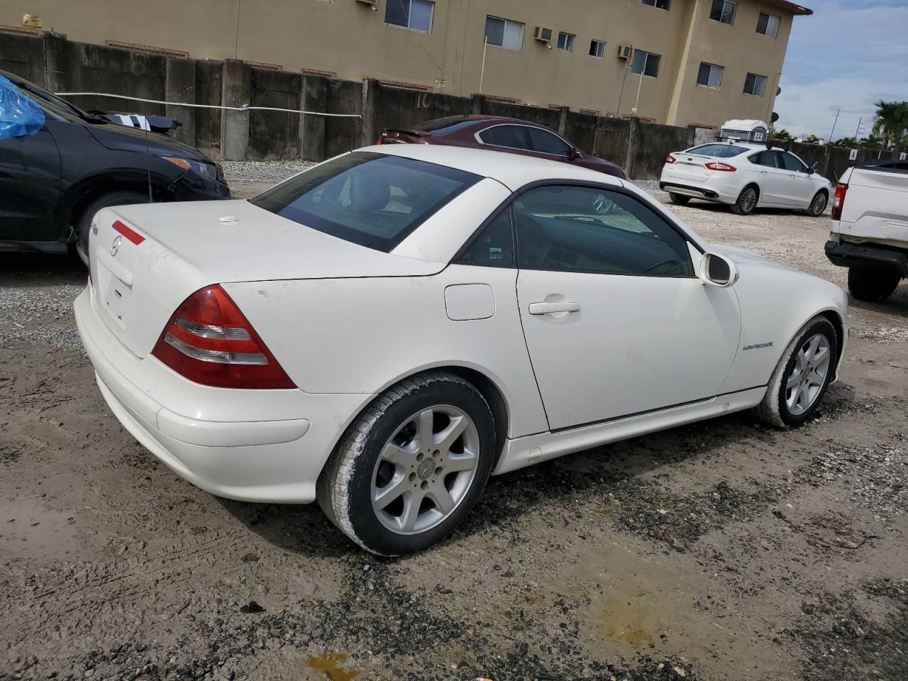 WDBKK49F04F310572 2004 Mercedes-Benz Slk 230 Kompressor