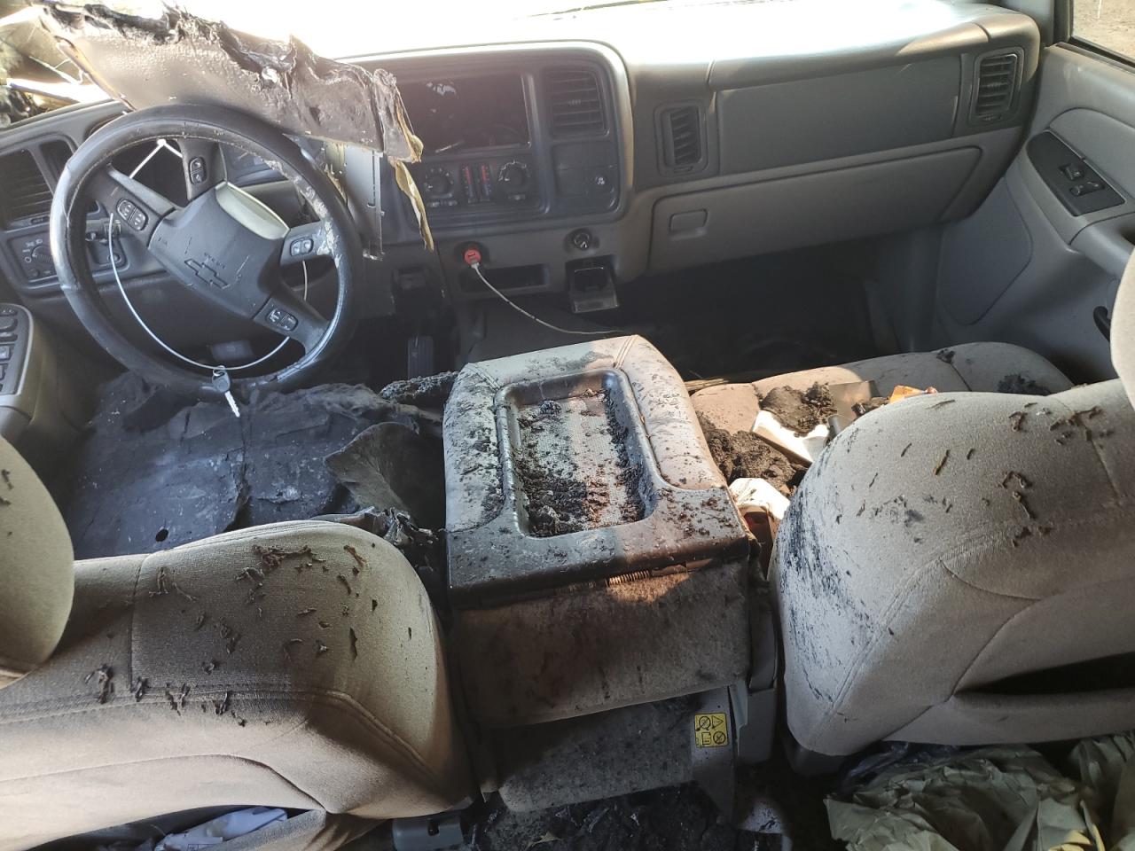 1GNEC13V25R235133 2005 Chevrolet Tahoe C1500