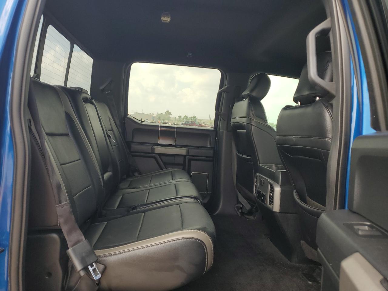 1FTFW1RG1JFA86755 2018 Ford F150 Raptor