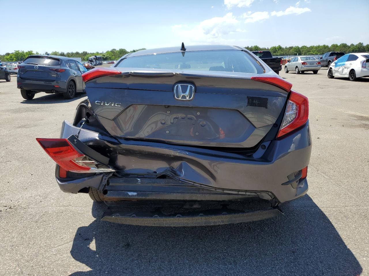 2HGFC2F72JH550056 2018 Honda Civic Ex